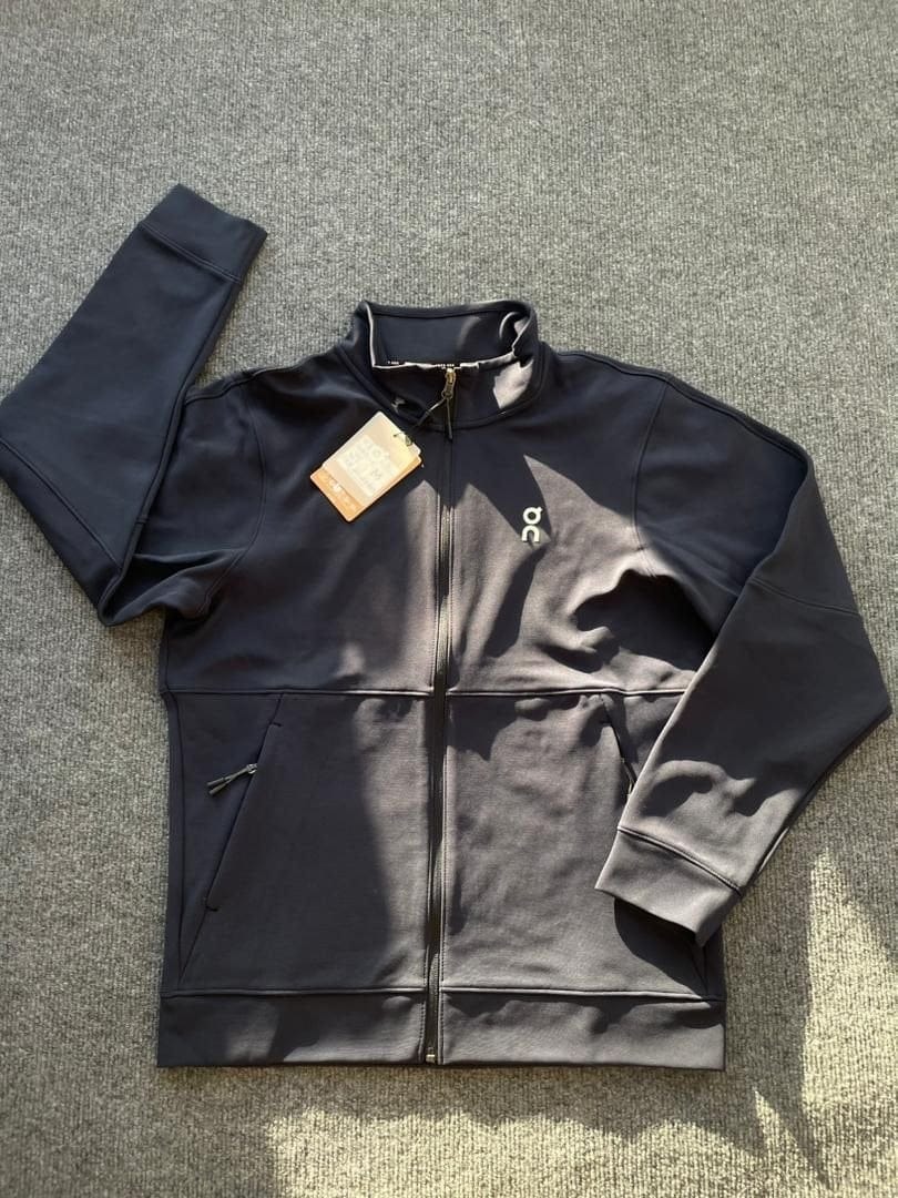 Arrival photo 12 — 6 kg MyCNBox haul — Casablanca lounge knits, Alo cotton layers & On tech gear