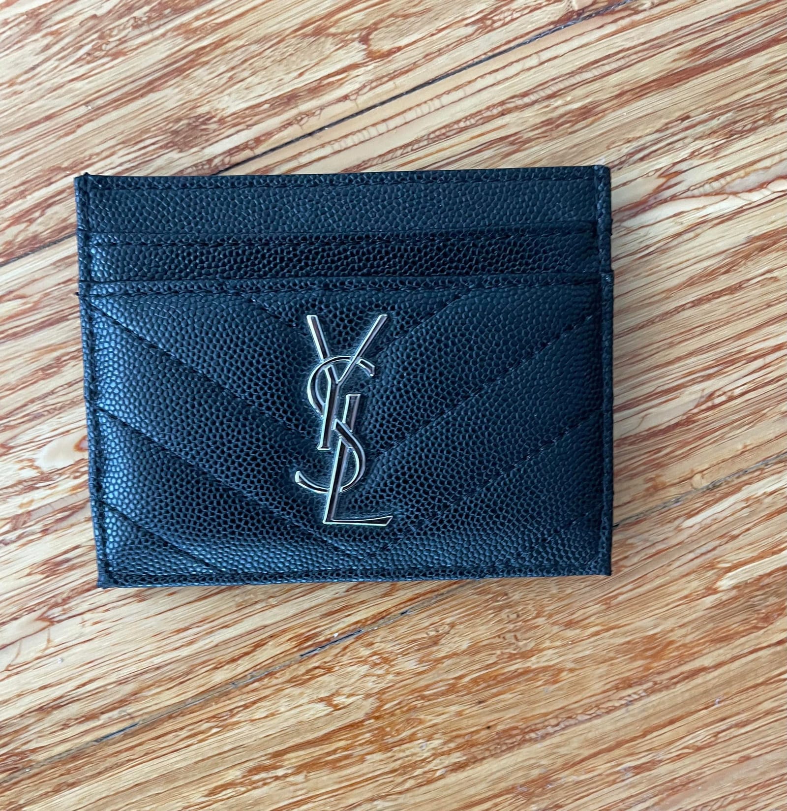 Arrival photo 9 — 6.3 kg MyCNBox chill haul — knits, denim, New Balance & quiet accessories