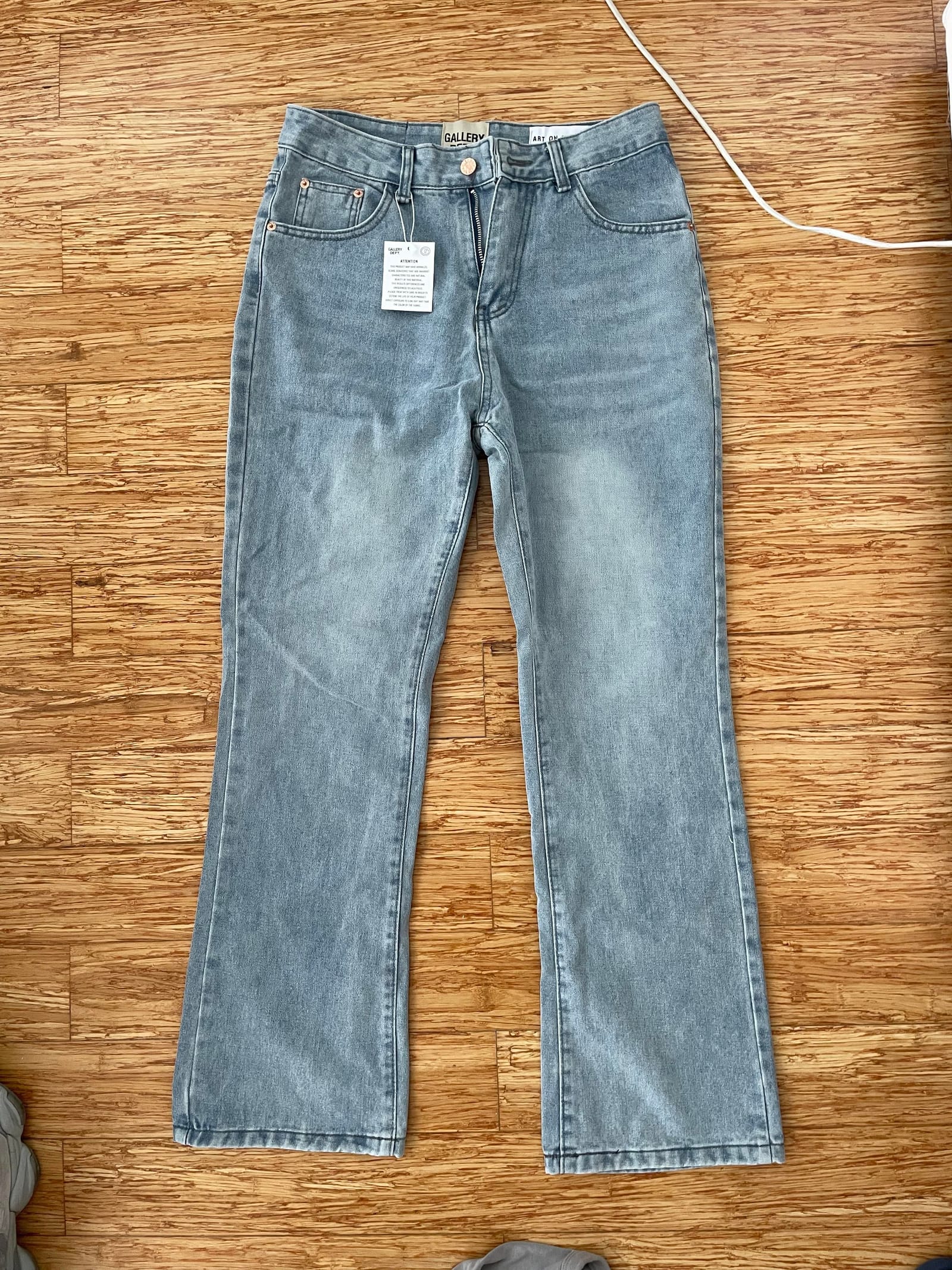 Arrival photo 10 — 6.3 kg MyCNBox chill haul — knits, denim, New Balance & quiet accessories